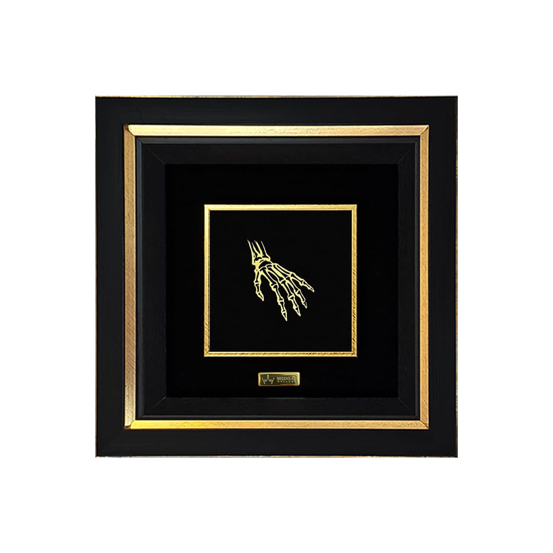 تابلو طلاکوب پزشکی مدل دست تابلو طلاکوب پزشکی مدل دست